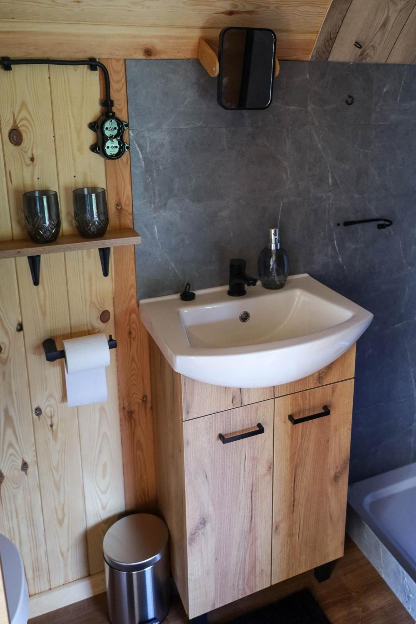 Oaza Swiety Spokoj - Domek Z Balia I Jacuzzi Rzasnik Zewnętrze zdjęcie